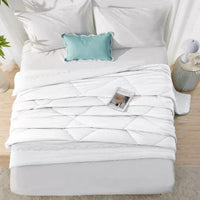 Cooling Blanket for Hot Sleepers | Soft & Breathable